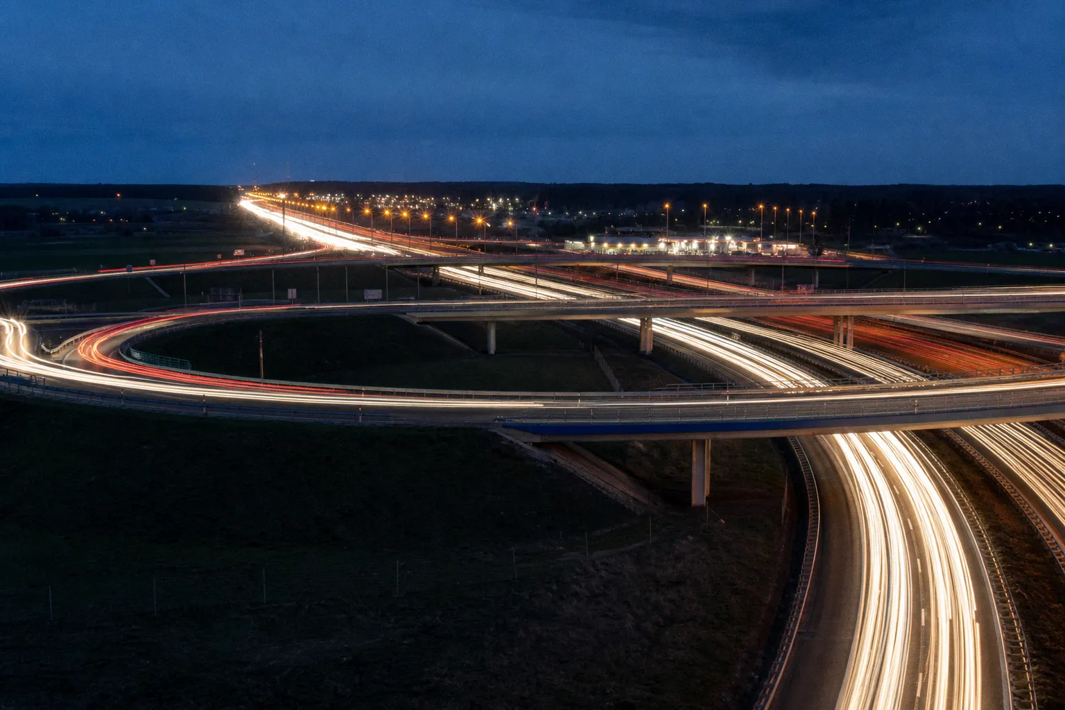 Transportwege nach Polen: Zeitersparnis über die A12 oder A4?